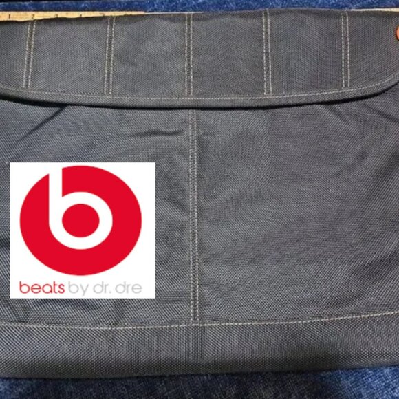 Beats by Dre Other - Beats by Dre Laptop Case 17" Blue Gray RARE